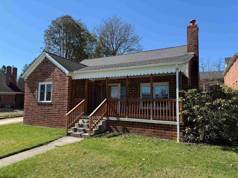 Photo of 106 Glendale Avenue, Elkins, WV 26241 (MLS # 10163646)