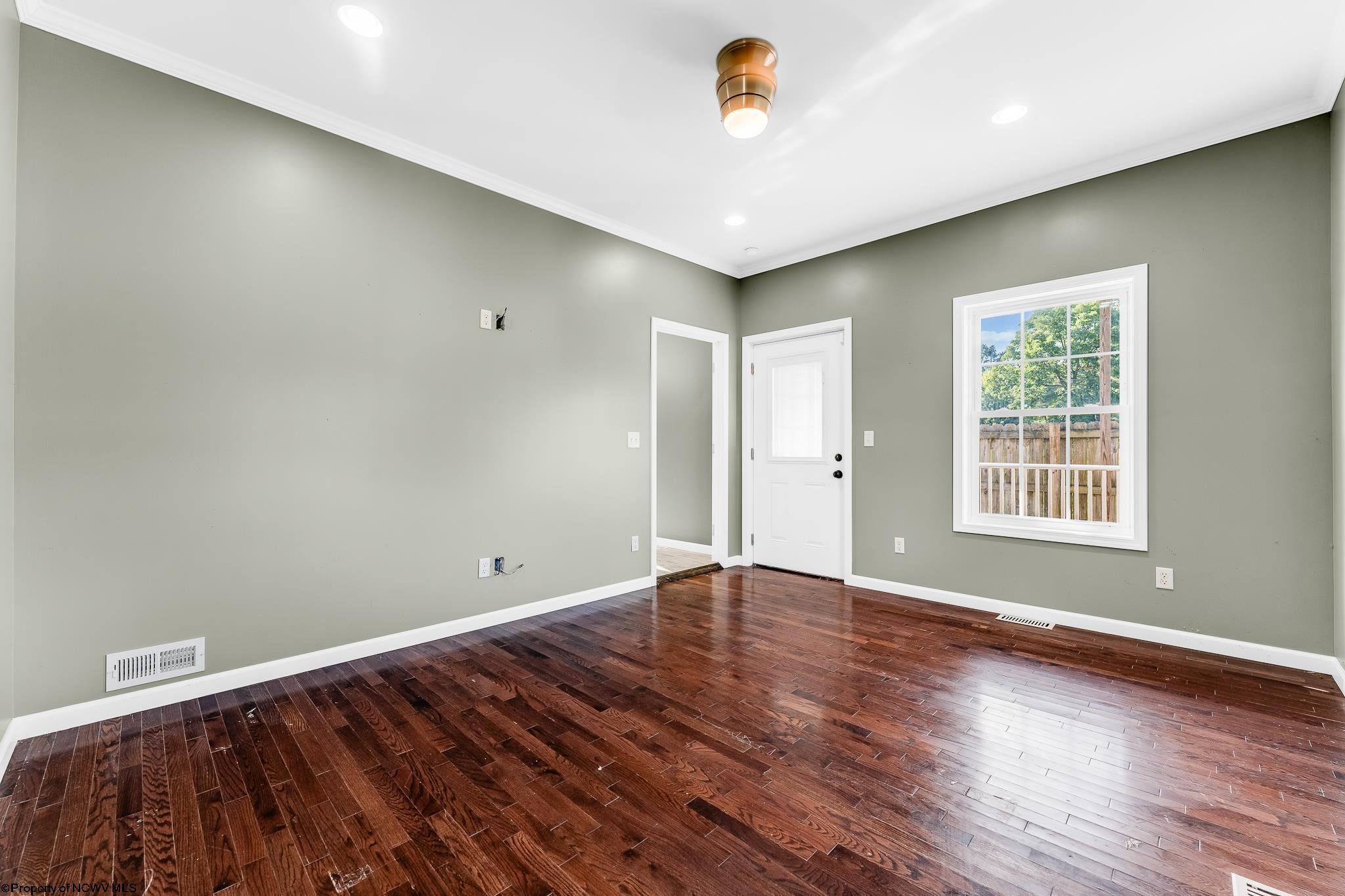 Gans, Pennsylvania 15439, United States, 4 Bedrooms Bedrooms, ,5 BathroomsBathrooms,Residential,Active,175776