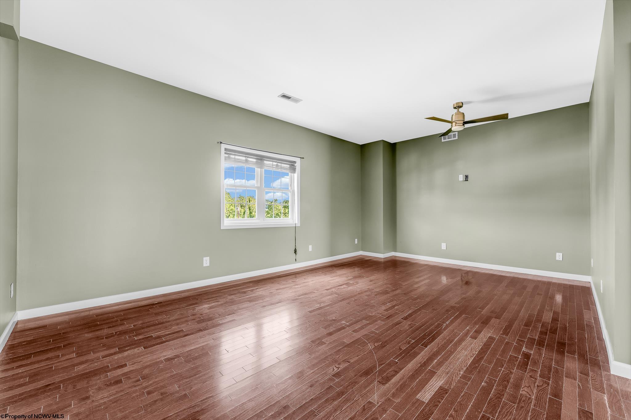 Gans, Pennsylvania 15439, United States, 4 Bedrooms Bedrooms, ,5 BathroomsBathrooms,Residential,Active,175776