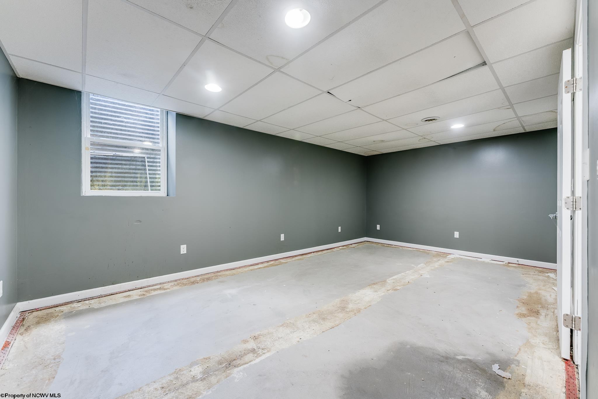 Gans, Pennsylvania 15439, United States, 4 Bedrooms Bedrooms, ,5 BathroomsBathrooms,Residential,Active,175776