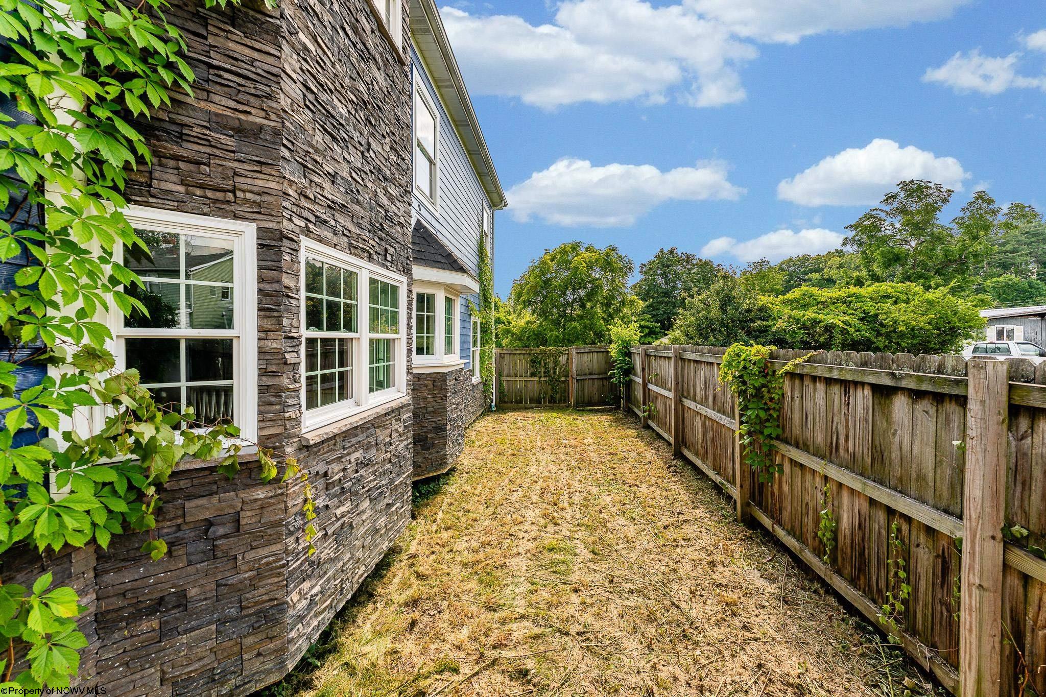 Gans, Pennsylvania 15439, United States, 4 Bedrooms Bedrooms, ,5 BathroomsBathrooms,Residential,Active,175776