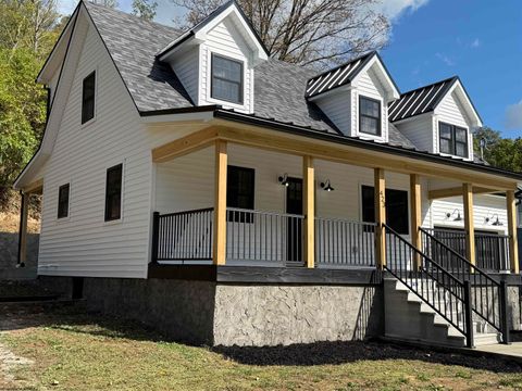 Photo of 423 Mount Harmony Road, Fairmont, WV 26554 (MLS # 10161951)