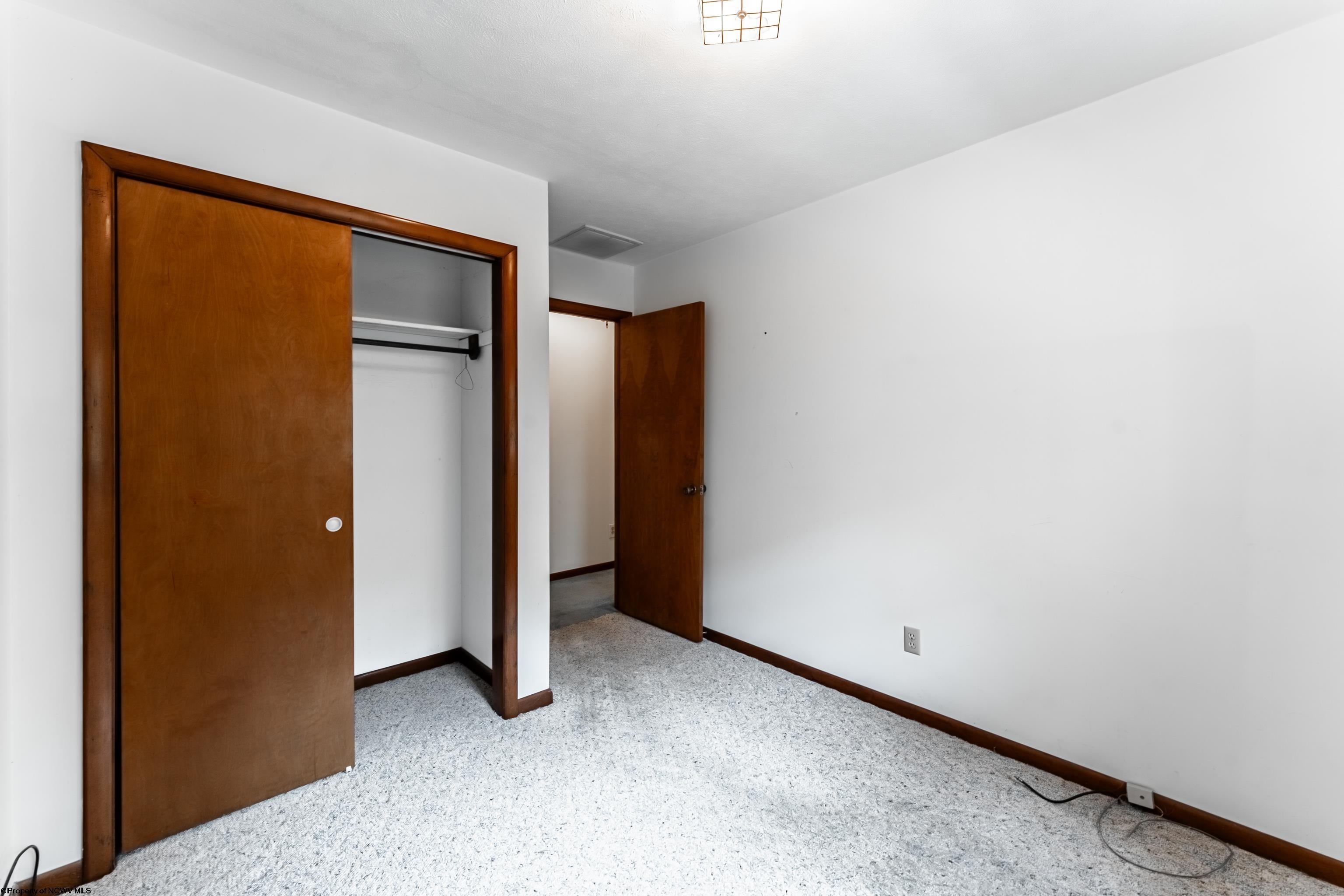 Fairmont, West Virginia 26554, United States, 4 Bedrooms Bedrooms, ,3 BathroomsBathrooms,Residential,Active,240761