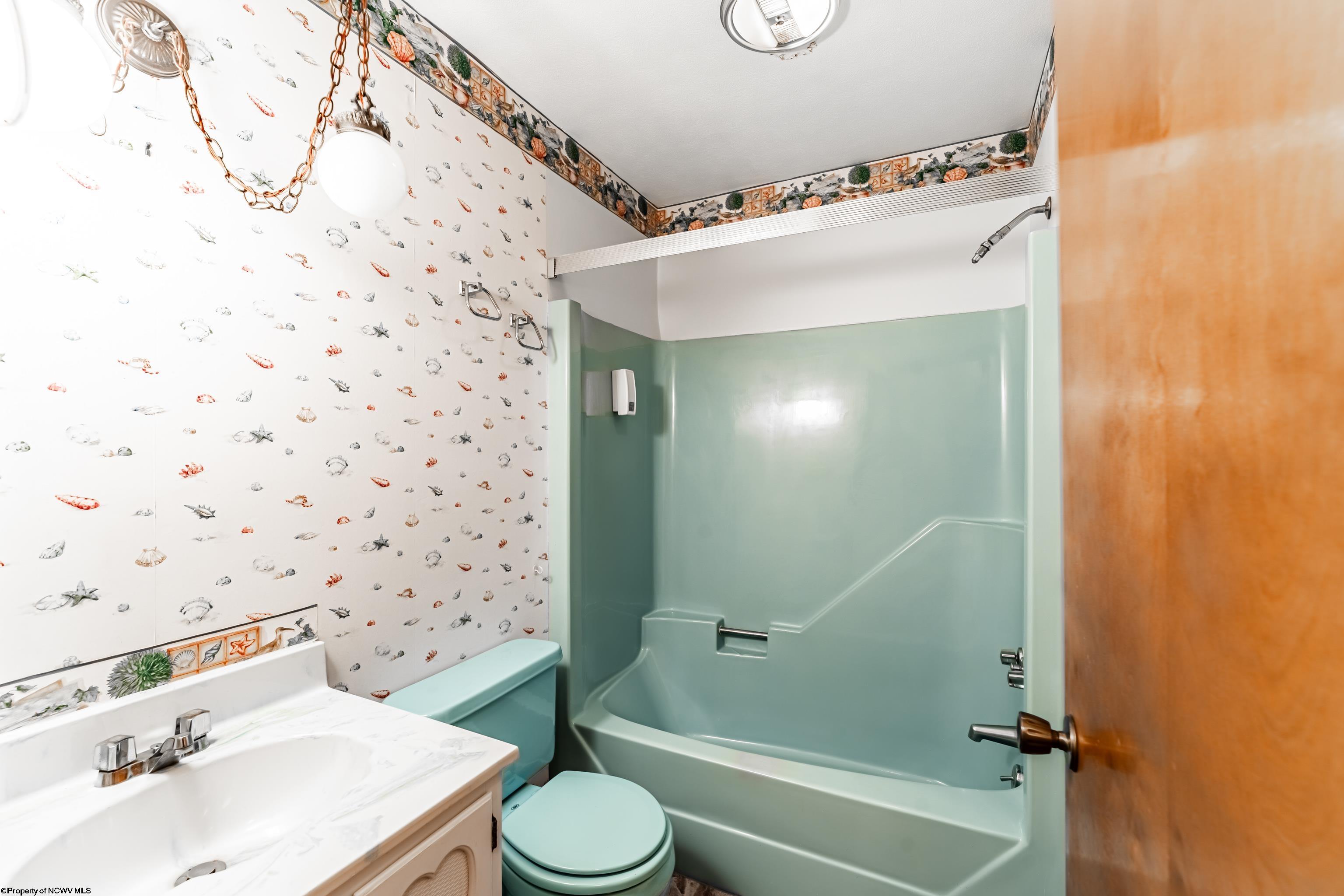 Fairmont, West Virginia 26554, United States, 4 Bedrooms Bedrooms, ,3 BathroomsBathrooms,Residential,Active,240761