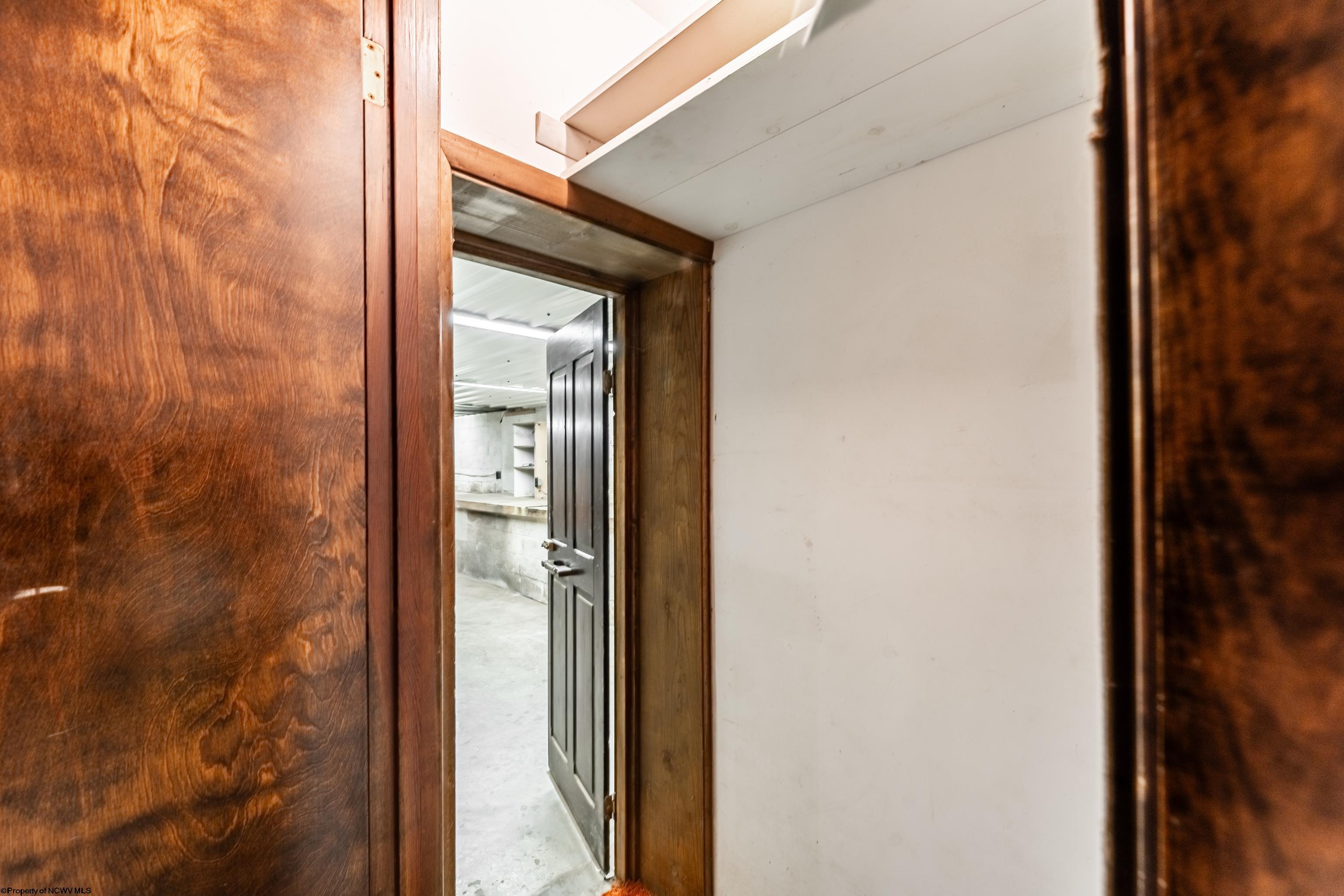 Fairmont, West Virginia 26554, United States, 4 Bedrooms Bedrooms, ,3 BathroomsBathrooms,Residential,Active,240761