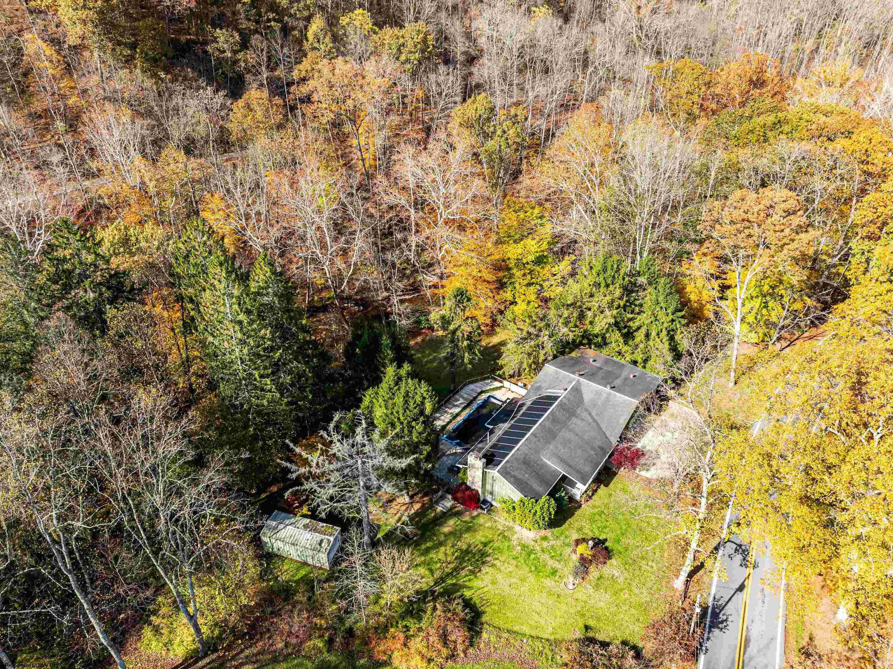 Fairmont, West Virginia 26554, United States, 4 Bedrooms Bedrooms, ,3 BathroomsBathrooms,Residential,Active,240761