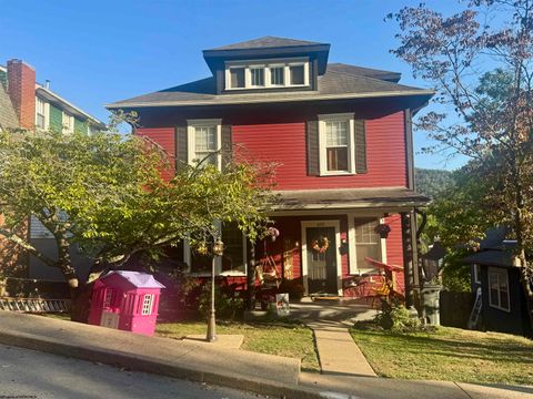 Photo of 620 Center Avenue, Weston, WV 26452 (MLS # 10161609)