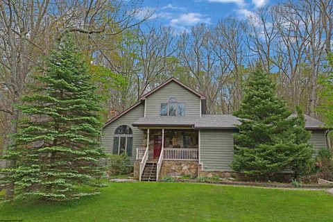Photo of 17 GOLDFINCH Lane, Terra Alta, WV 26764 (MLS # 10164785)