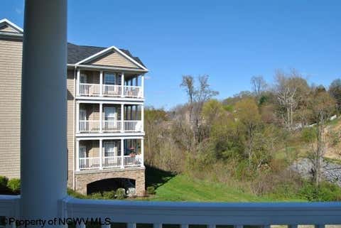 Photo for 2418 Suncrest Village