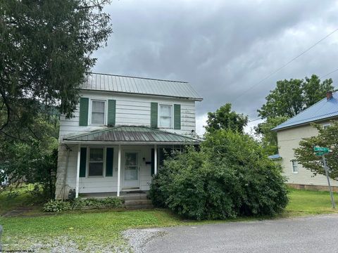 Photo of 230 Merrill Street, Parsons, WV 26287 (MLS # 10162130)