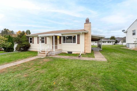 Photo of 305 Manley Street, Barrackville, WV 26559 (MLS # 10162186)