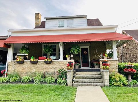 Photo of 603 Pike Street, Barrackville, WV 26559 (MLS # 10164140)