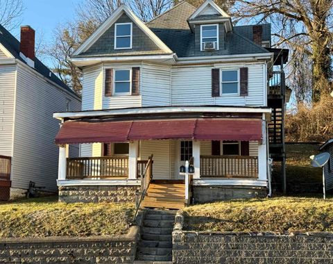 Photo of 1005 Locust Avenue, Fairmont, WV 26554 (MLS # 10163417)