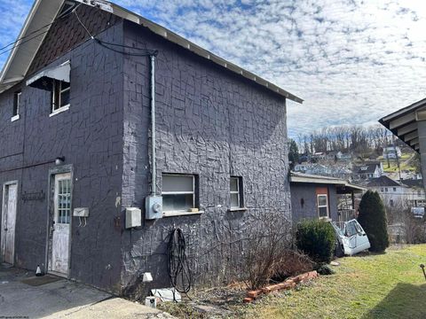 Photo of 514 Morgantown Avenue, Fairmont, WV 26554 (MLS # 10163469)