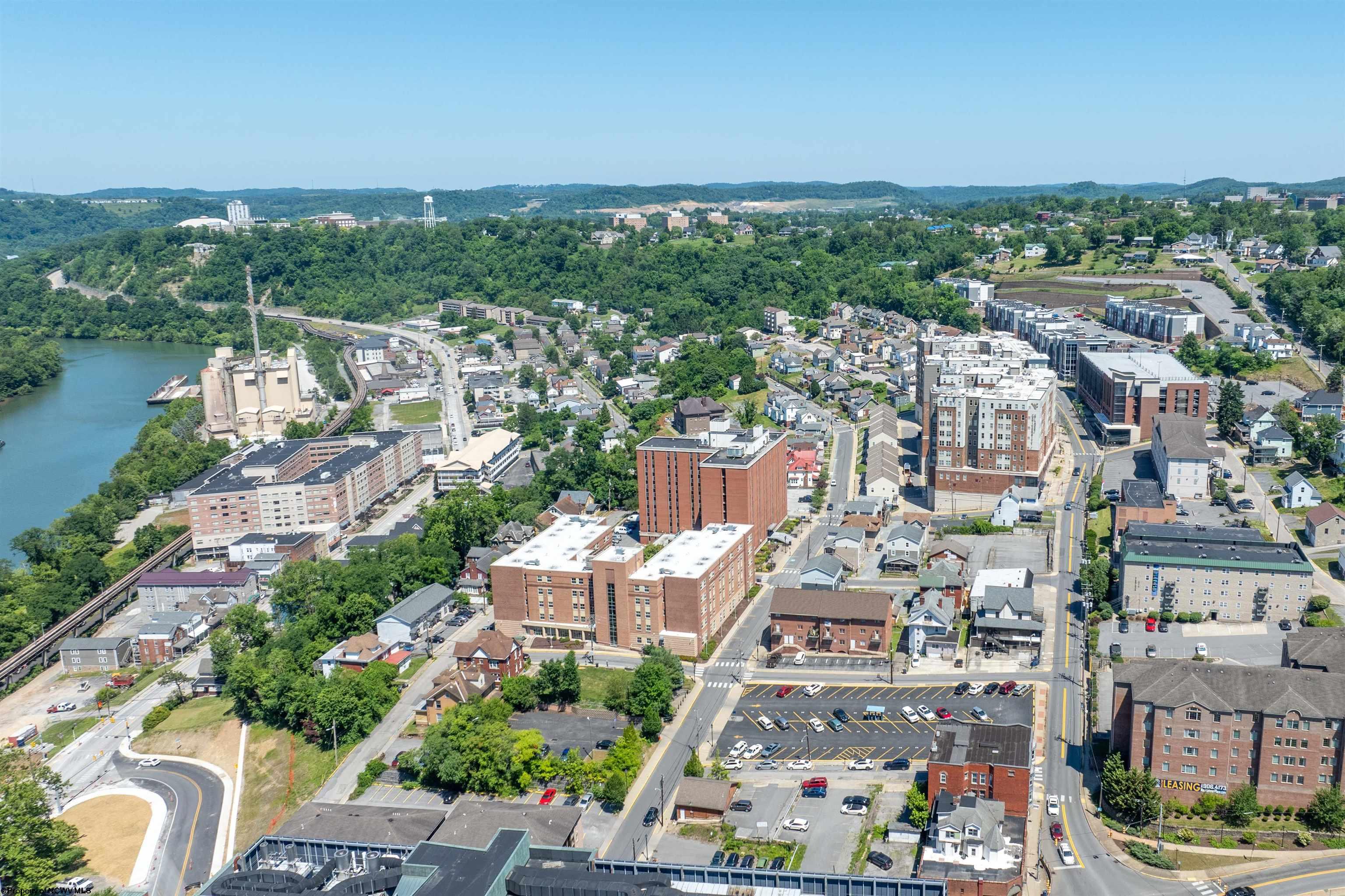 Morgantown, West Virginia 26505, United States, 18 Bedrooms Bedrooms, ,8 BathroomsBathrooms,Residential,Contingent,54580