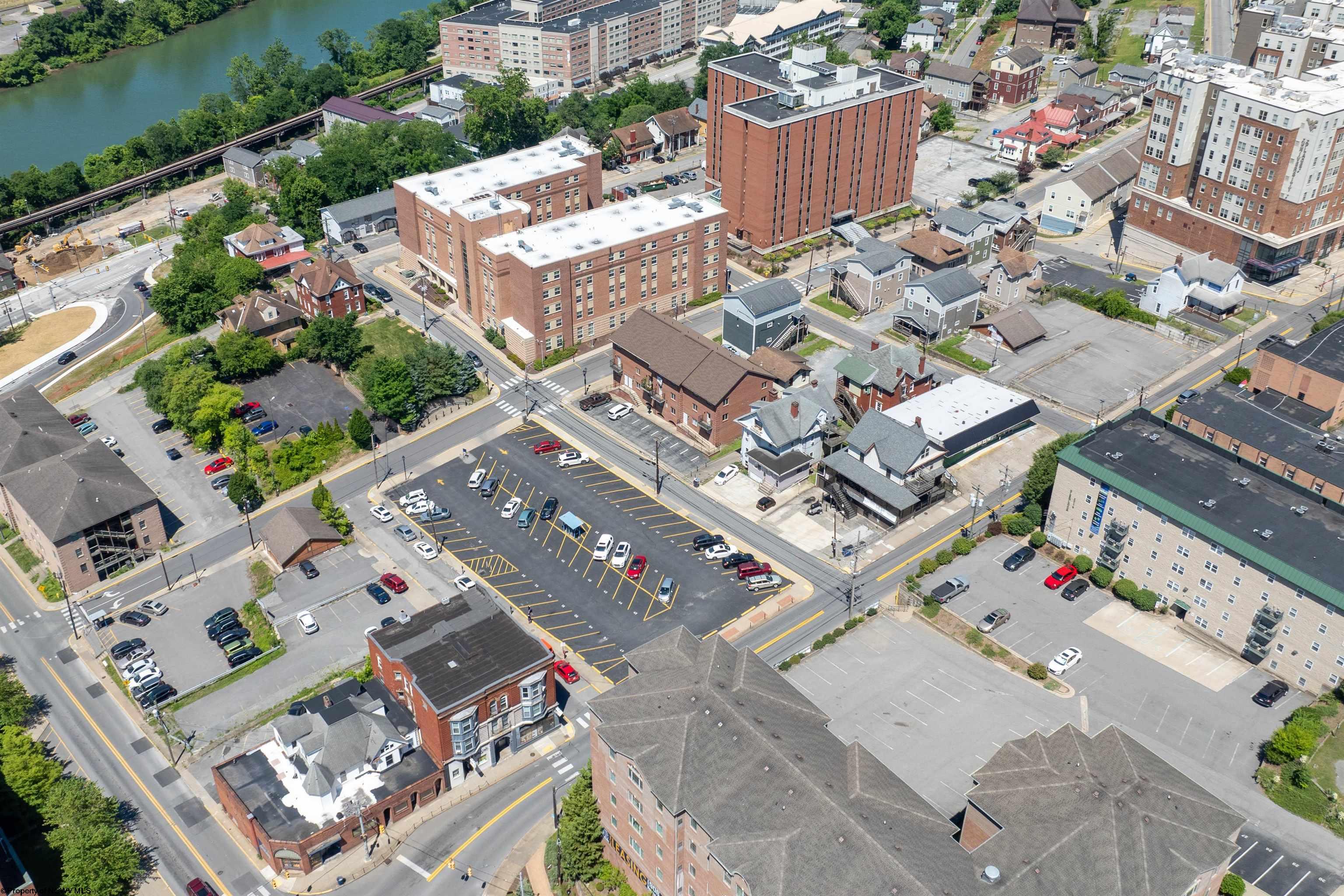 Morgantown, West Virginia 26505, United States, 18 Bedrooms Bedrooms, ,8 BathroomsBathrooms,Residential,Contingent,54580