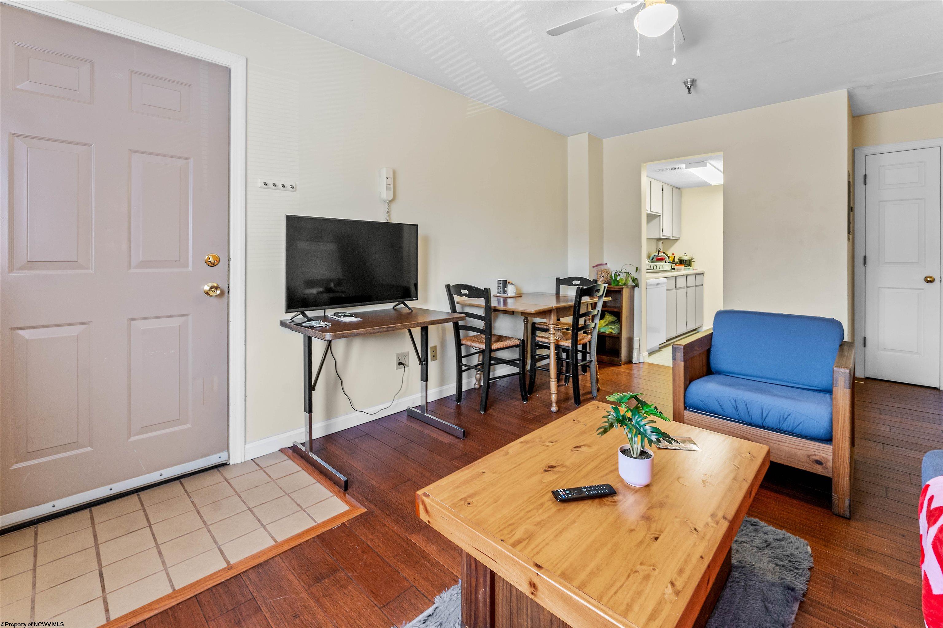 Morgantown, West Virginia 26505, United States, 18 Bedrooms Bedrooms, ,8 BathroomsBathrooms,Residential,Contingent,54580