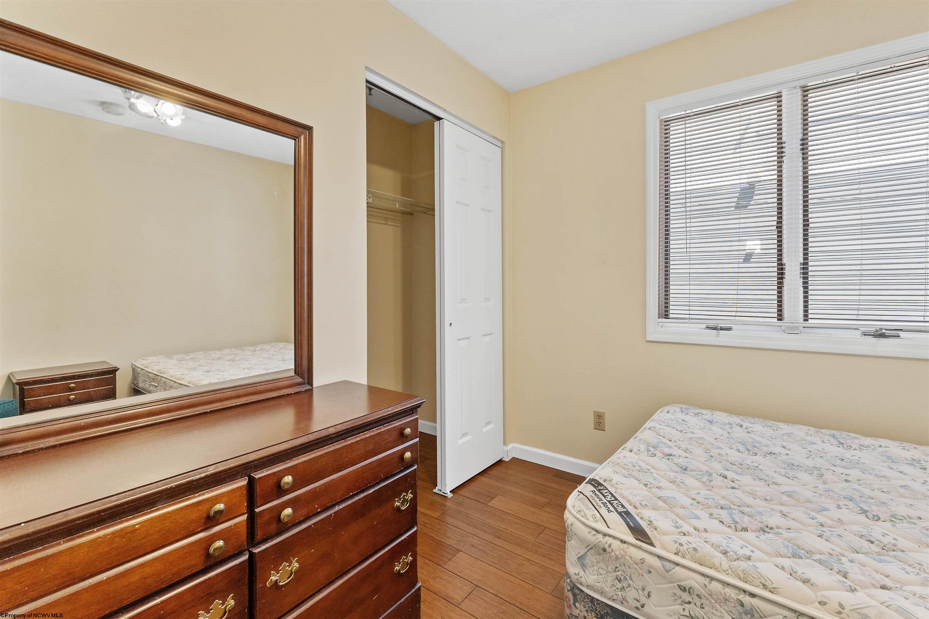 Morgantown, West Virginia 26505, United States, 18 Bedrooms Bedrooms, ,8 BathroomsBathrooms,Residential,Contingent,54580