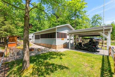 Photo of Lot 329 Northern Lights Drive, Bruceton Mills, WV 26525 (MLS # 10164530)