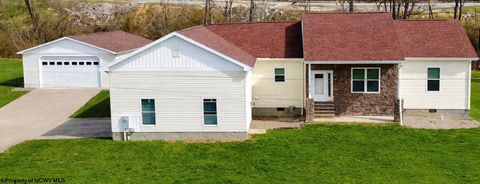 Photo of 1703 Union Street, Fairmont, WV 26554 (MLS # 10163774)