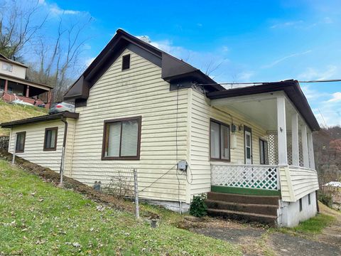 Photo of 3203 Willey Avenue, Farmington, WV 26571 (MLS # 10162500)