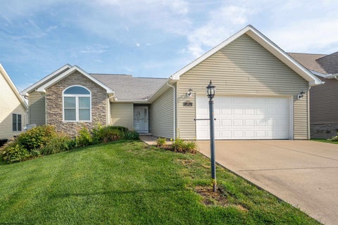 Photo for 22 Amber Ridge Drive