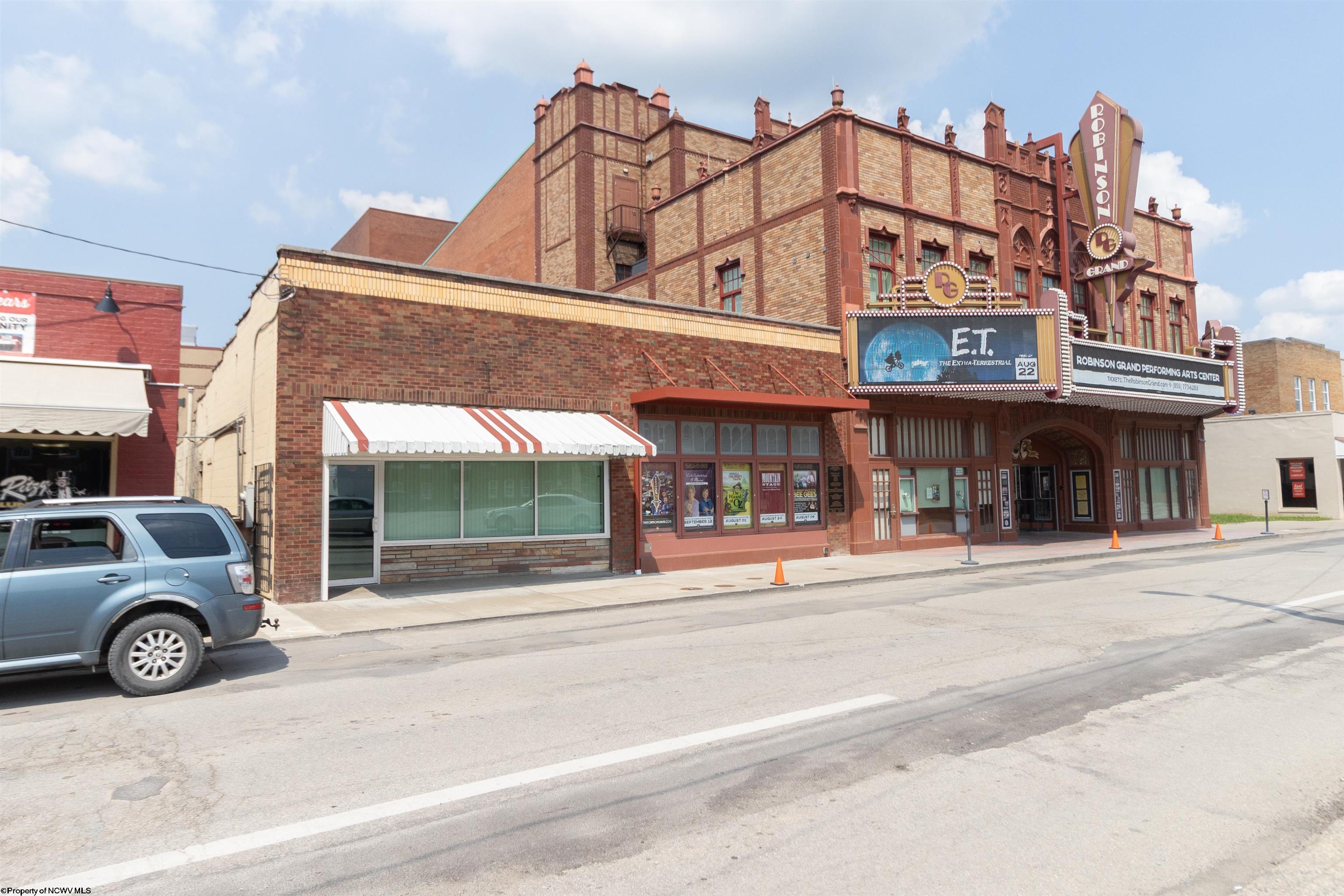 452 W Pike Street