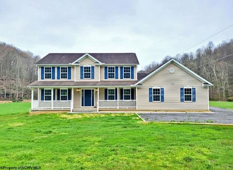 Photo of 1730 Crossroads Road, Fairview, WV 26570 (MLS # 10163448)