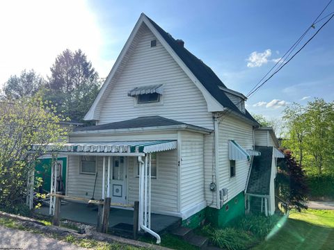 Photo of 46 Grand Avenue, West Union, WV 26456 (MLS # 10159259)