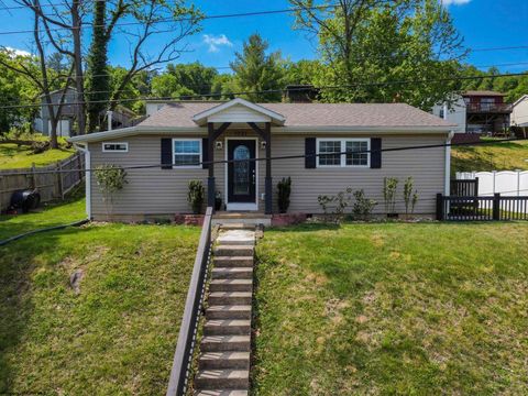 Photo of 1021 Denver Avenue, Morgantown, WV 26505 (MLS # 10163882)