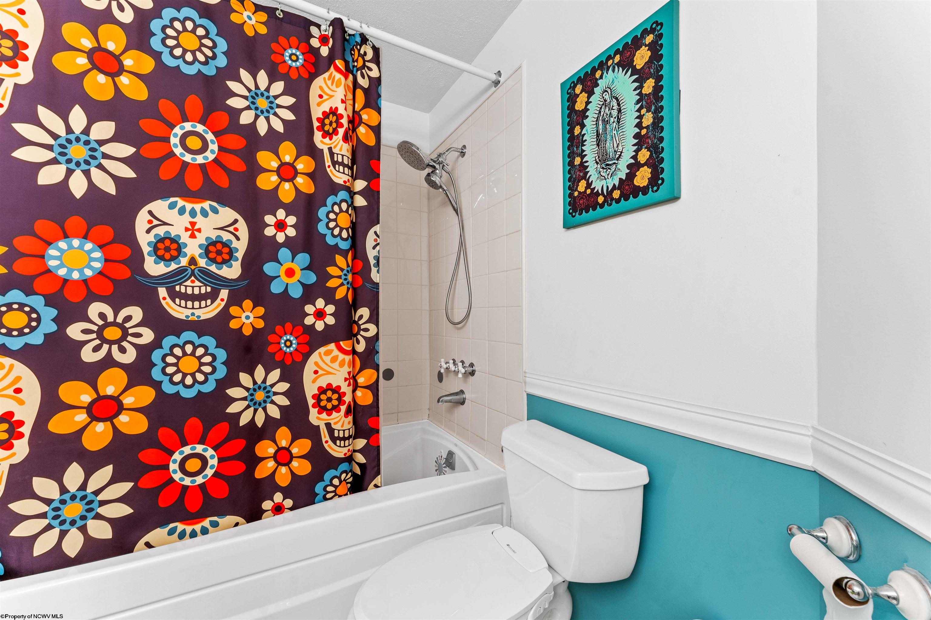 Morgantown, West Virginia 26505, United States, 3 Bedrooms Bedrooms, ,3 BathroomsBathrooms,Residential,Pending,68375