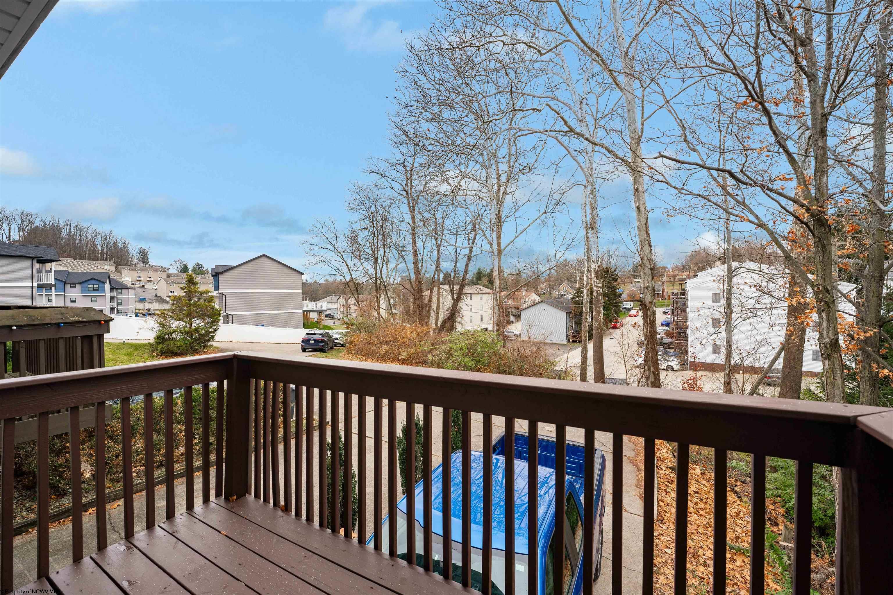 Morgantown, West Virginia 26505, United States, 3 Bedrooms Bedrooms, ,3 BathroomsBathrooms,Residential,Pending,68375