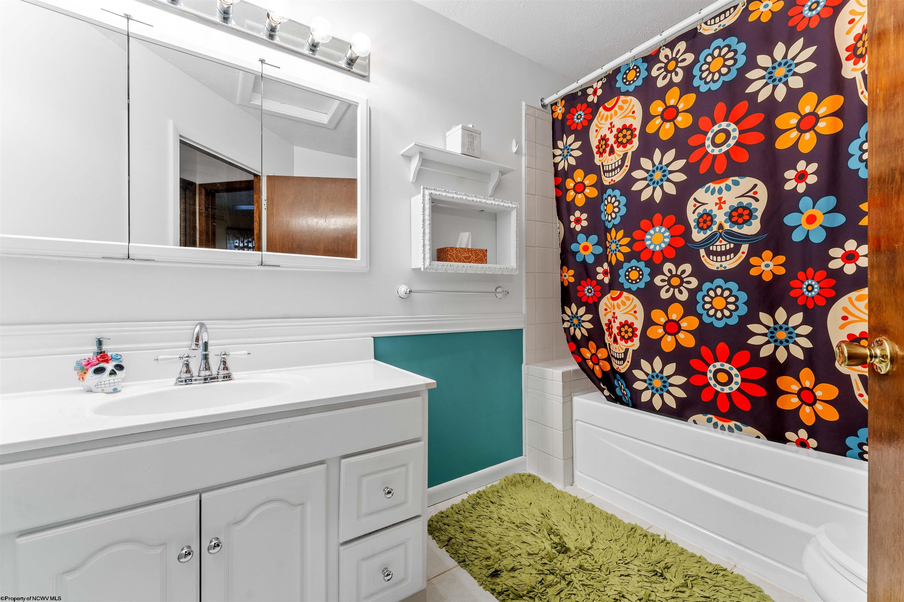 Morgantown, West Virginia 26505, United States, 3 Bedrooms Bedrooms, ,3 BathroomsBathrooms,Residential,Pending,68375