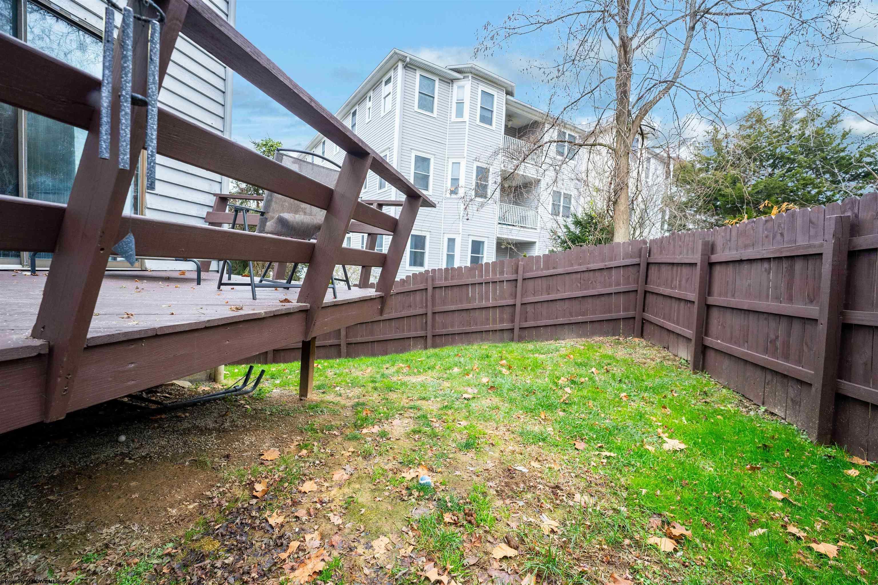 Morgantown, West Virginia 26505, United States, 3 Bedrooms Bedrooms, ,3 BathroomsBathrooms,Residential,Pending,68375