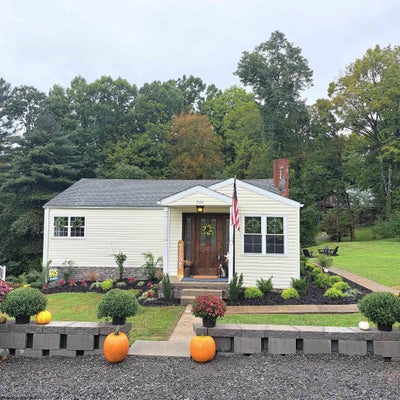 204 S SIGLER ST, KINGWOOD, WV 26537 - Image 32f2faf12a1fc7e36799723f6b83fb86/3600016404