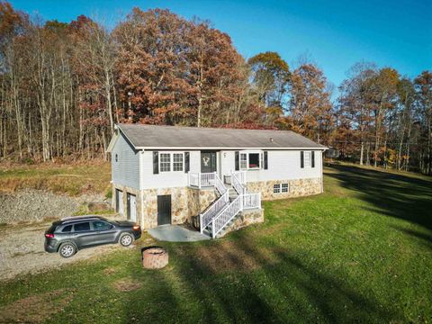 Photo of 1376 Clifton Mills Road, Bruceton Mills, WV 26525 (MLS # 10162201)