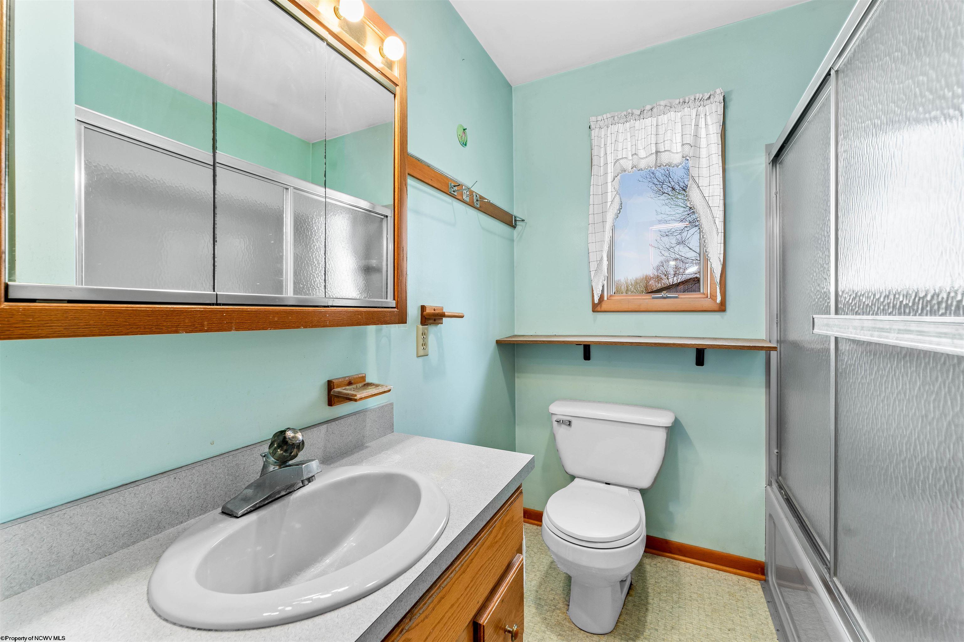 Smithfield, Pennsylvania 15478, United States, 3 Bedrooms Bedrooms, ,2 BathroomsBathrooms,Residential,Pending,61050