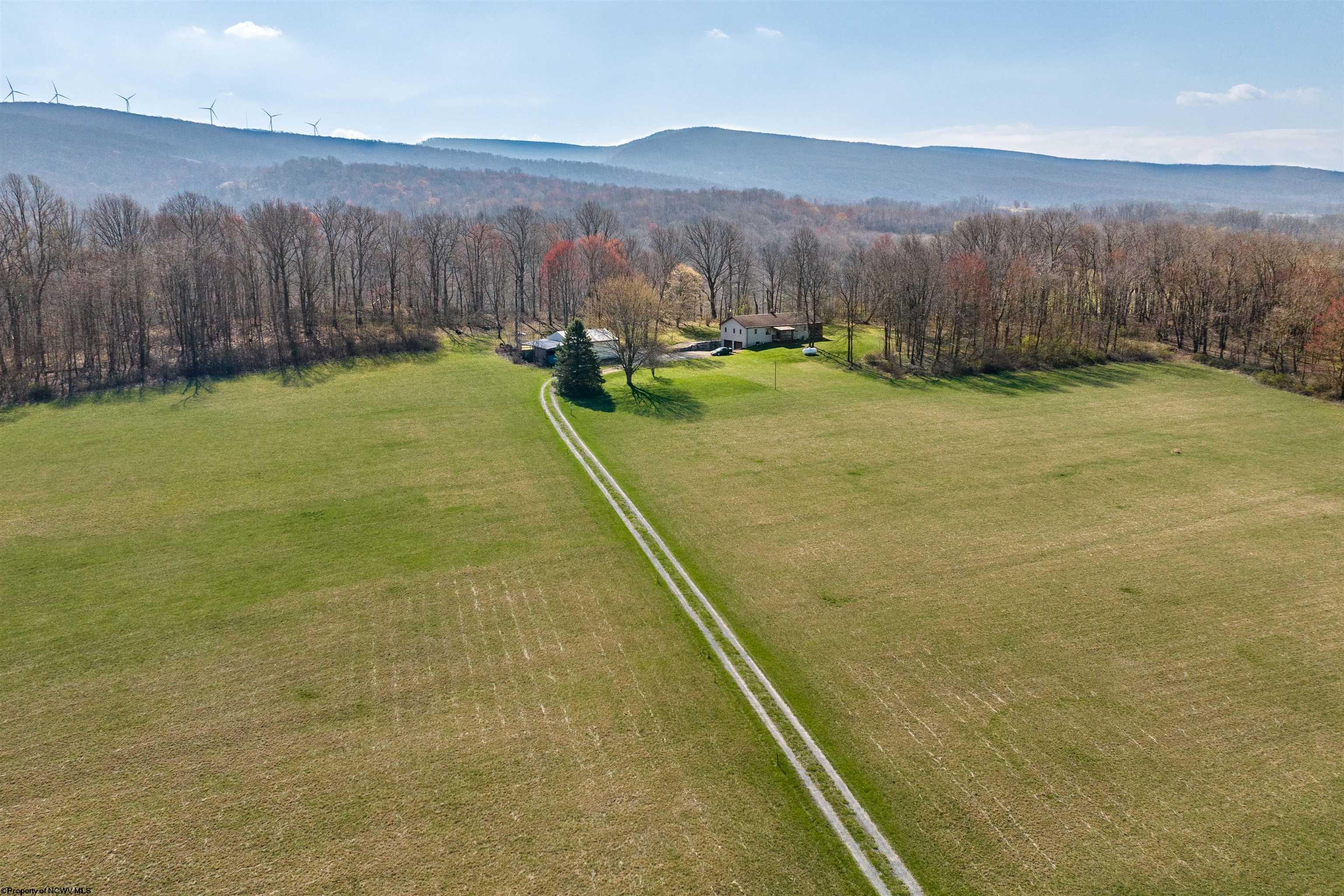 Smithfield, Pennsylvania 15478, United States, 3 Bedrooms Bedrooms, ,2 BathroomsBathrooms,Residential,Pending,61050