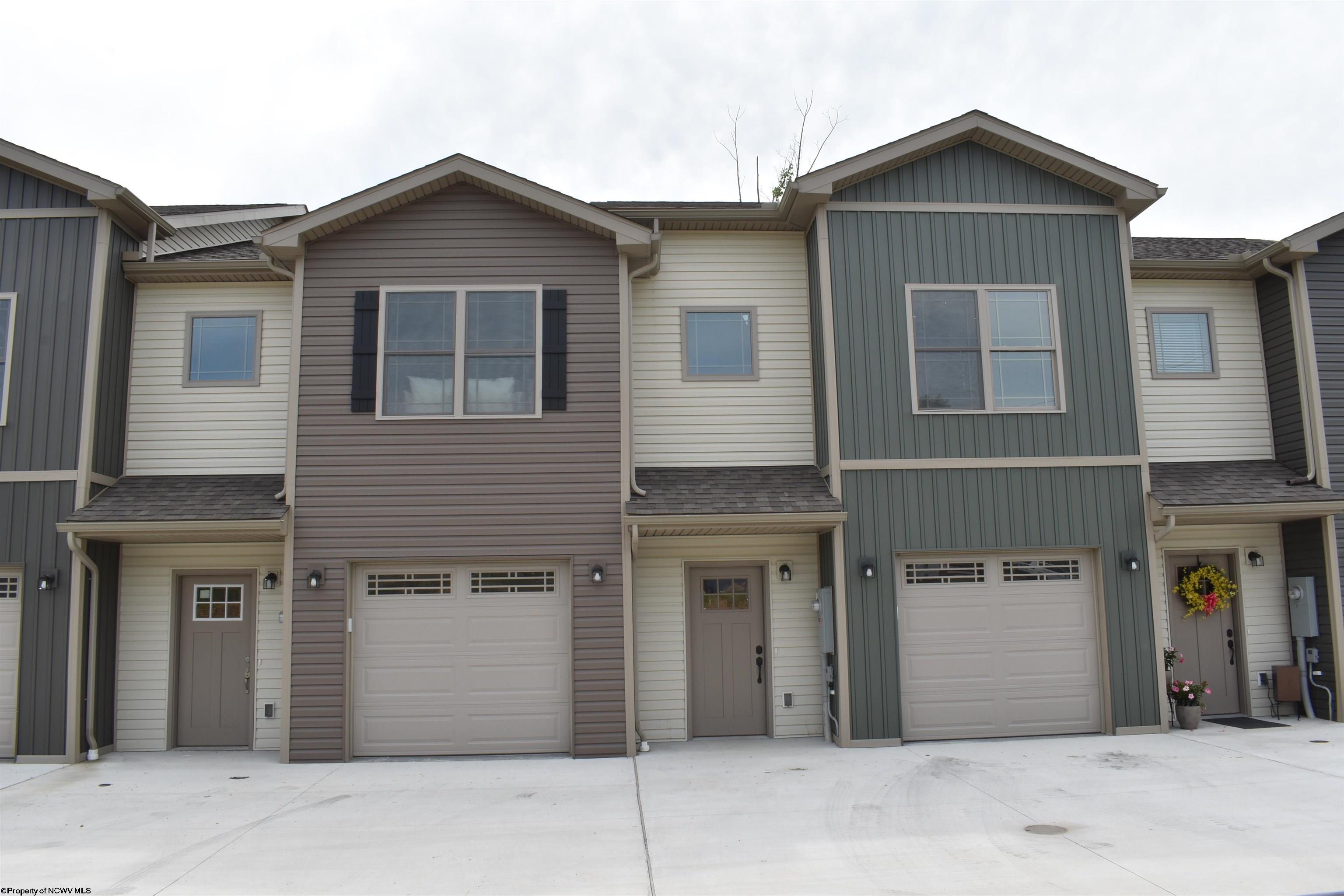 View Shinnston, WV 26431 townhome