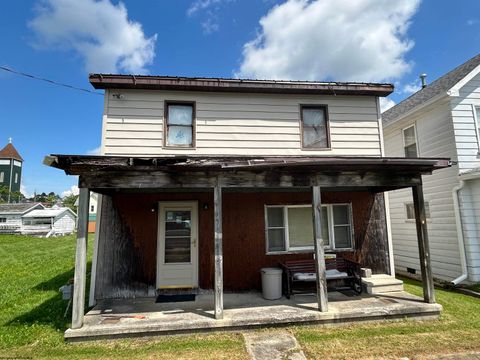 Photo of 268 Henry Avenue, Davis, WV 26260 (MLS # 10164948)