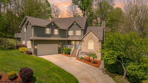 Photo of 1020 Deerwood Drive, Morgantown, WV 26508 (MLS # 10164554)