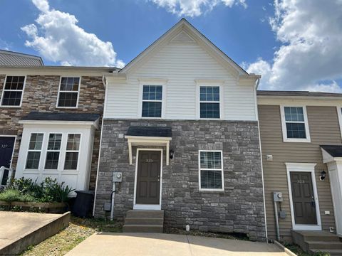 Photo of 325 Falcon Run, Morgantown, WV 26508 (MLS # 10163858)