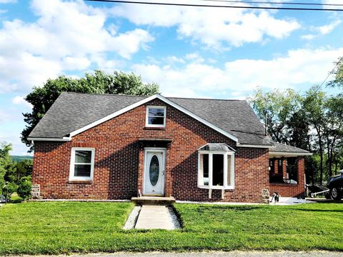 Photo of 82 Pleasant Street, Masontown, WV 26542 (MLS # 10164360)