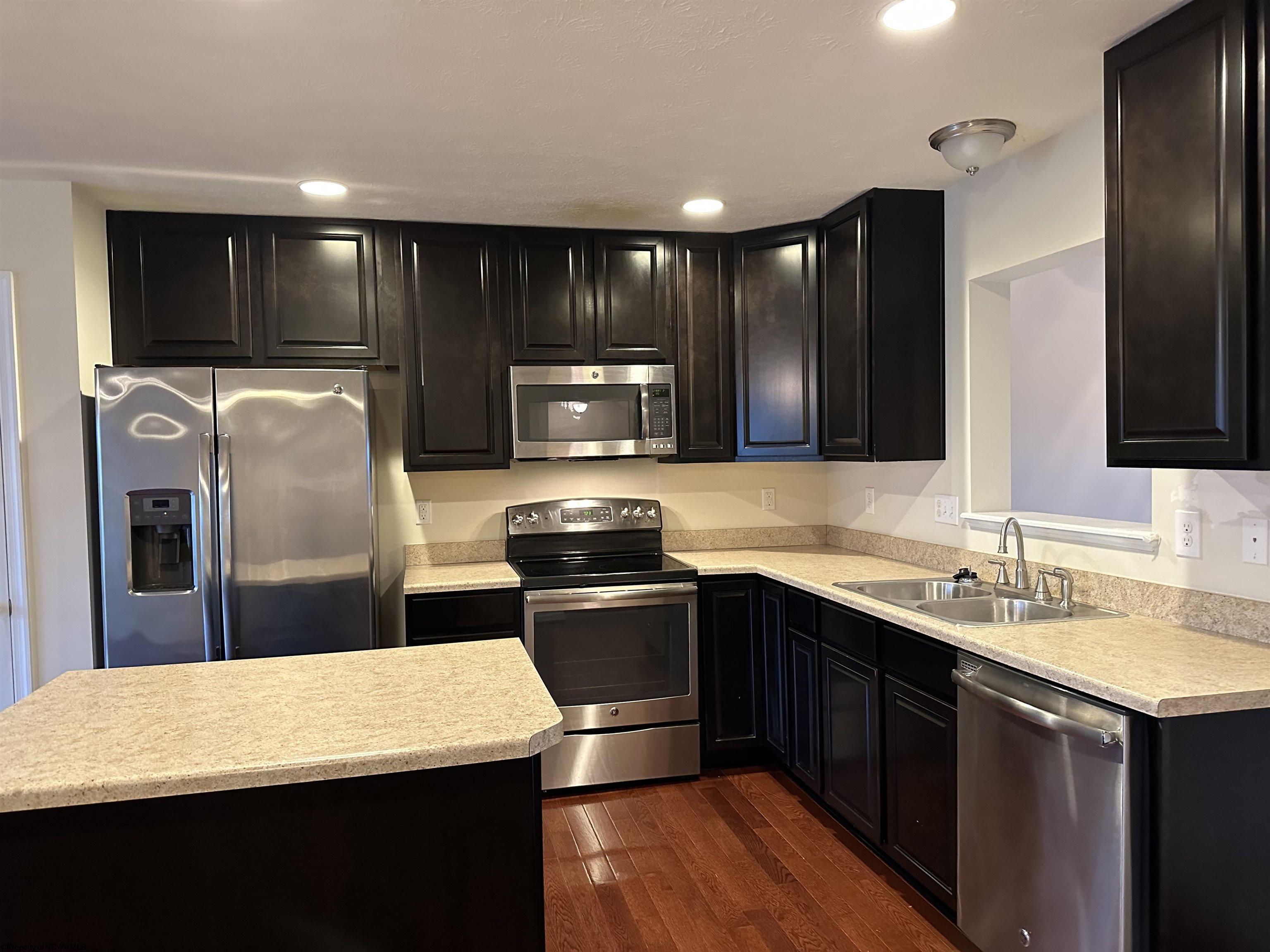 Photo 3 of 25 of 255 Birds Eye View Drive townhome