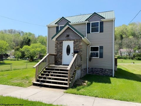 Photo of 451 Maple Avenue, Philippi, WV 26416 (MLS # 10164357)