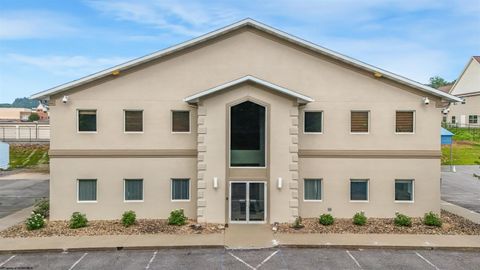 Photo of 230-270 Lakewood Center, Morgantown, WV 26508 (MLS # 10161458)