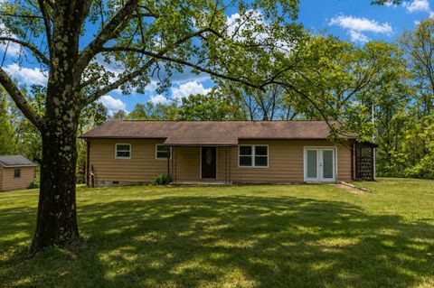 Photo of 150 Turkey Foot Hill Drive, Clarksburg, WV 26301 (MLS # 10164758)