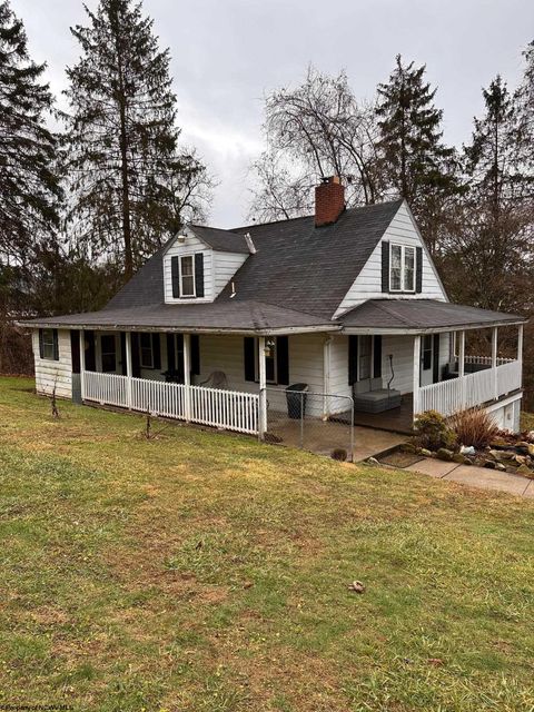 Photo of 1226 Boulevard Avenue, Fairmont, WV 26554 (MLS # 10163002)