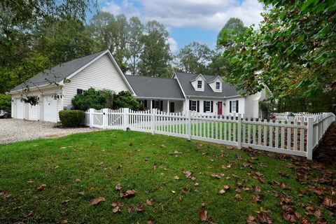 Photo of 332 Timberbrook Lane, Bridgeport, WV 26330 (MLS # 10161902)