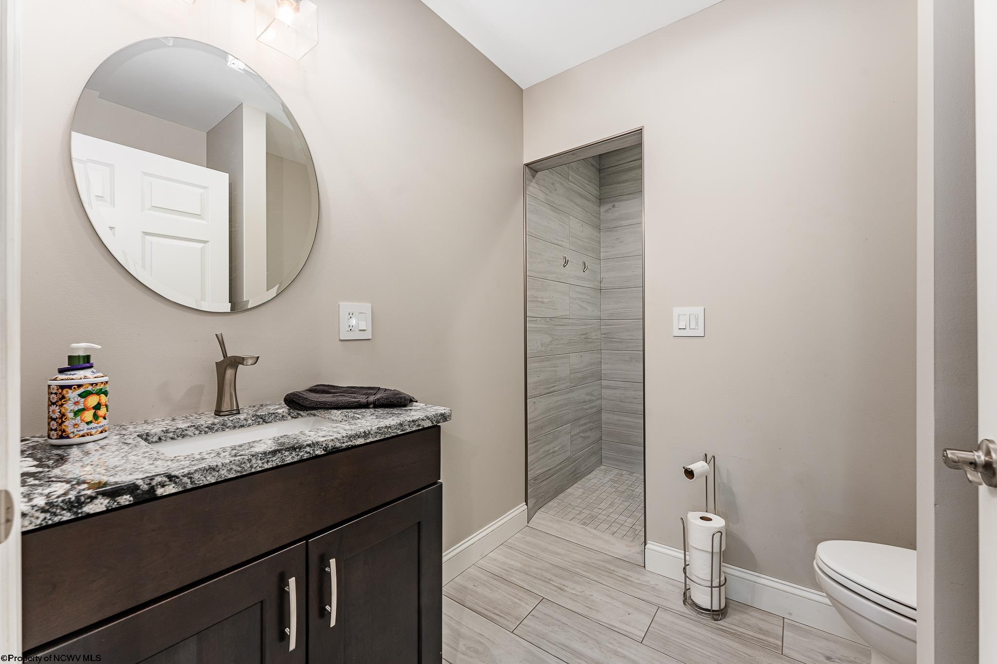 Oakland, Maryland 21550, United States, 5 Bedrooms Bedrooms, ,5 BathroomsBathrooms,Residential,Contingent,42466